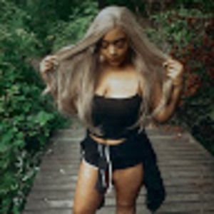 Meet your Posher, Becky